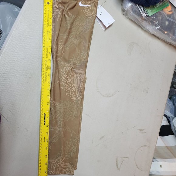 New Nike One Luxe Women's XS Mid-Rise 7/8‎ Leggings DV9680-258 DRI-FIT Brown - Picture 13 of 16